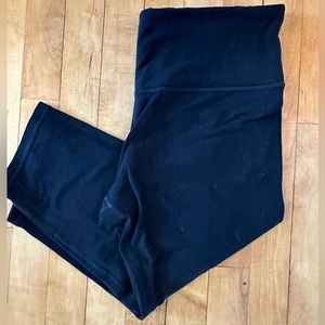 Athleta Elation Capri -Black, great condition